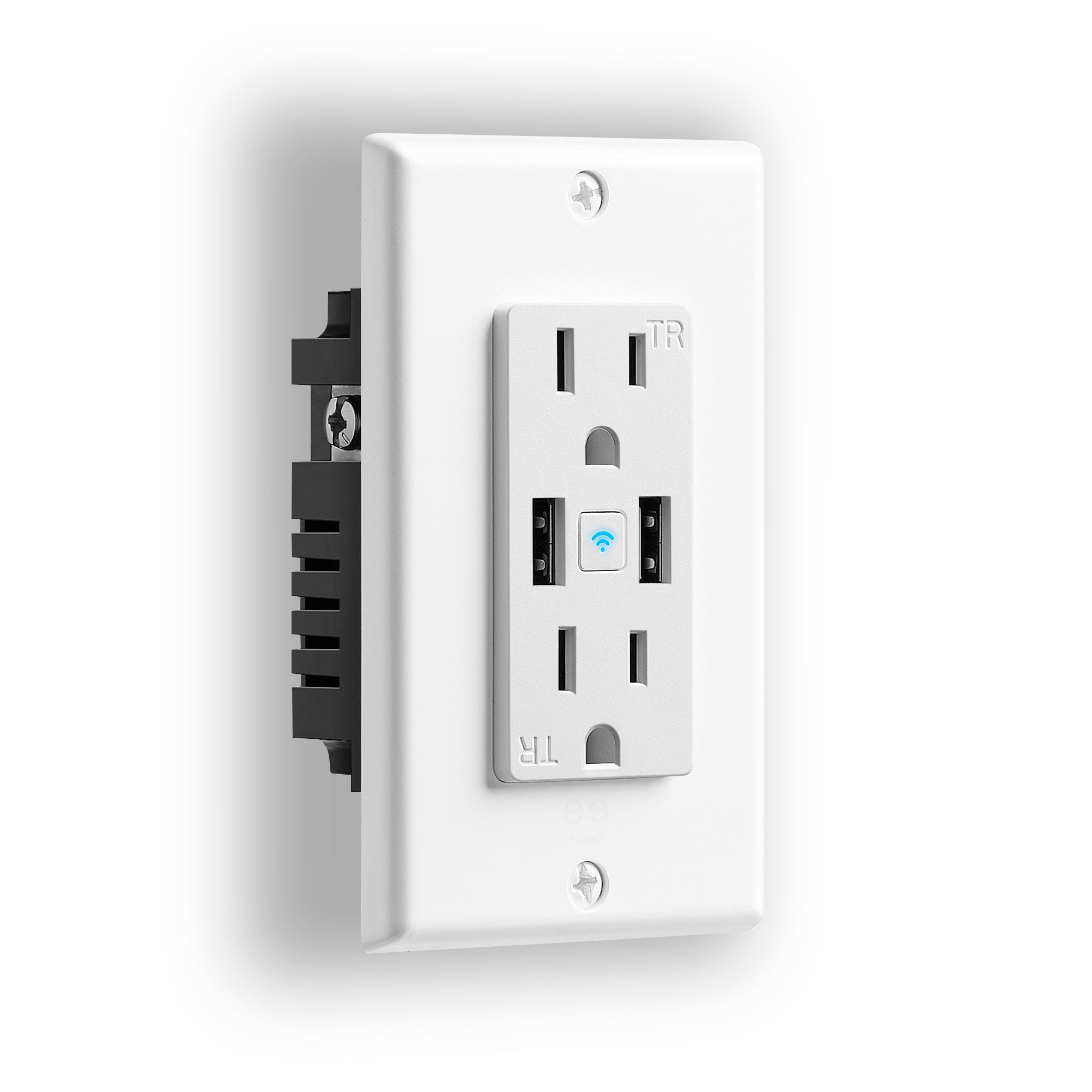 Geeni Current+Charge Wall Outlet (2 Plugs & 2 USB Ports)